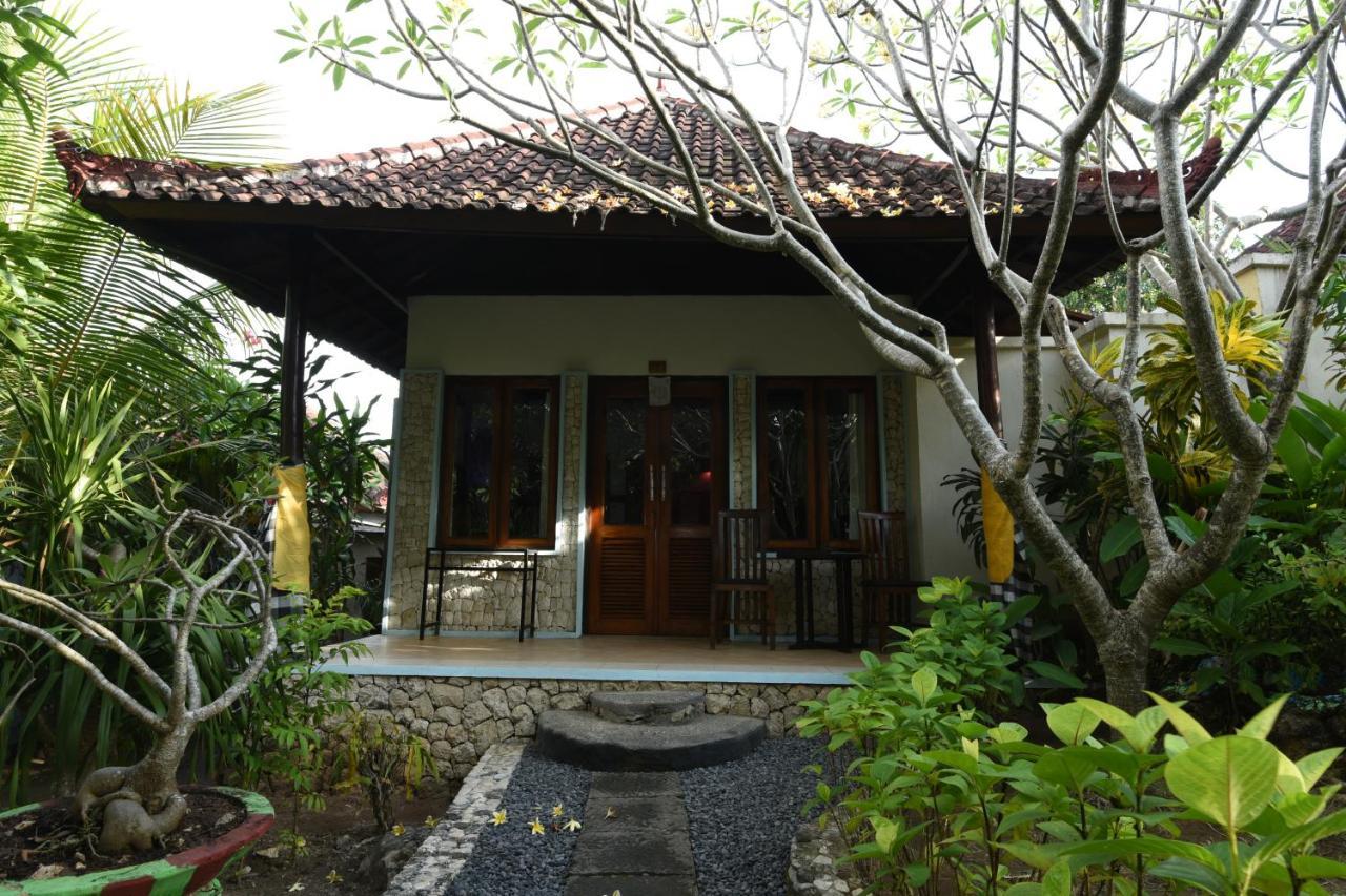 The Tanis Beach Resort Nusa Lembongan Eksteriør billede