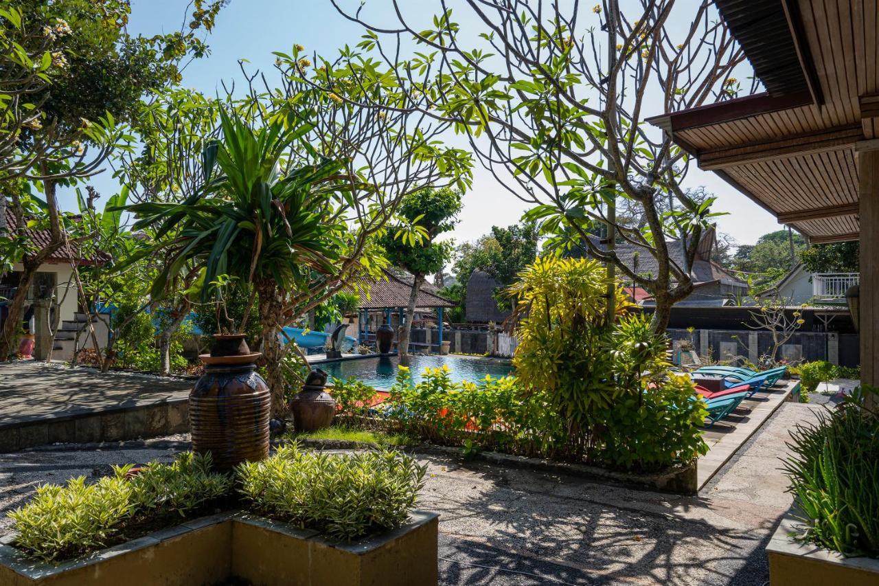 The Tanis Beach Resort Nusa Lembongan Eksteriør billede