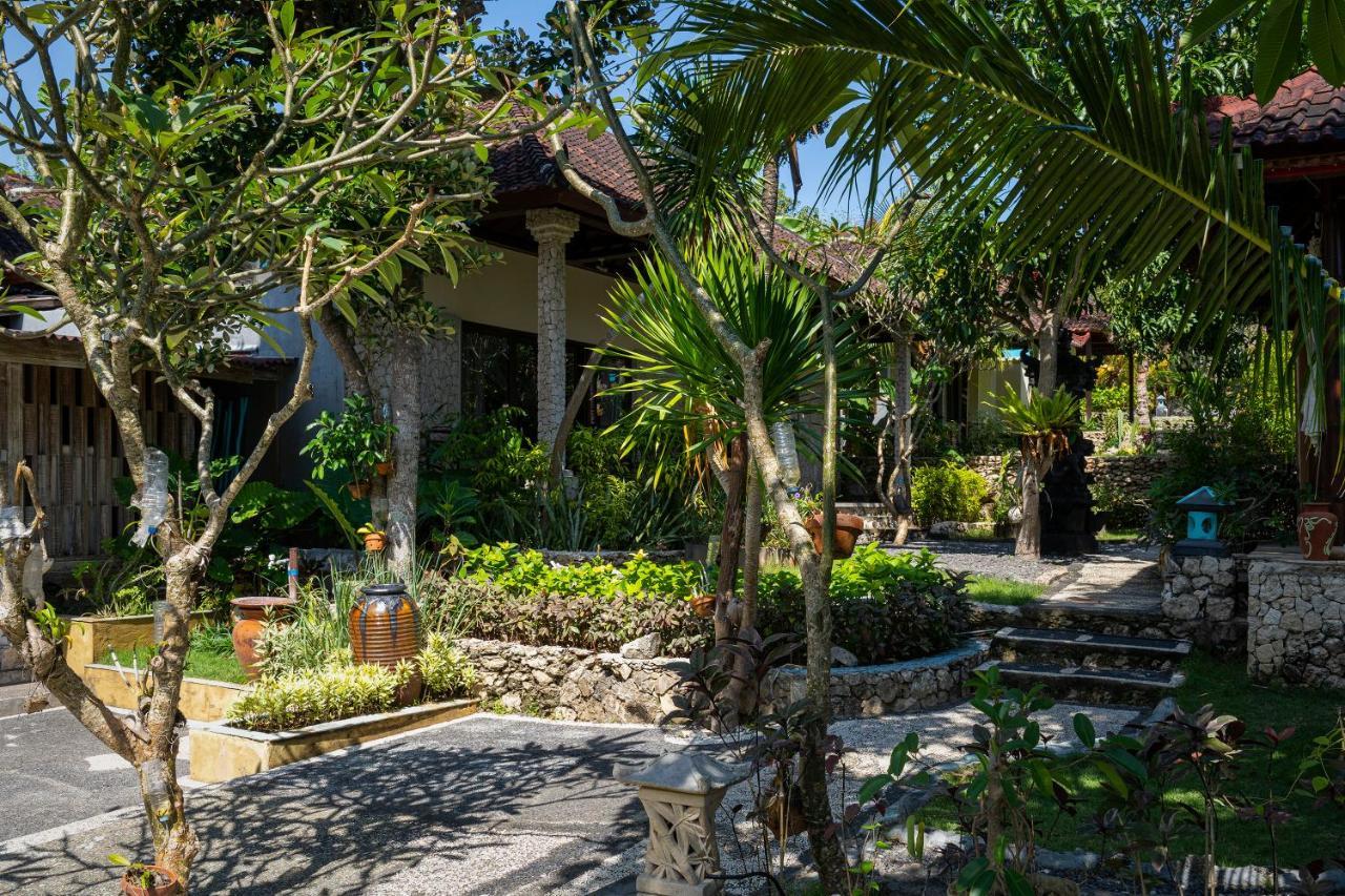 The Tanis Beach Resort Nusa Lembongan Eksteriør billede