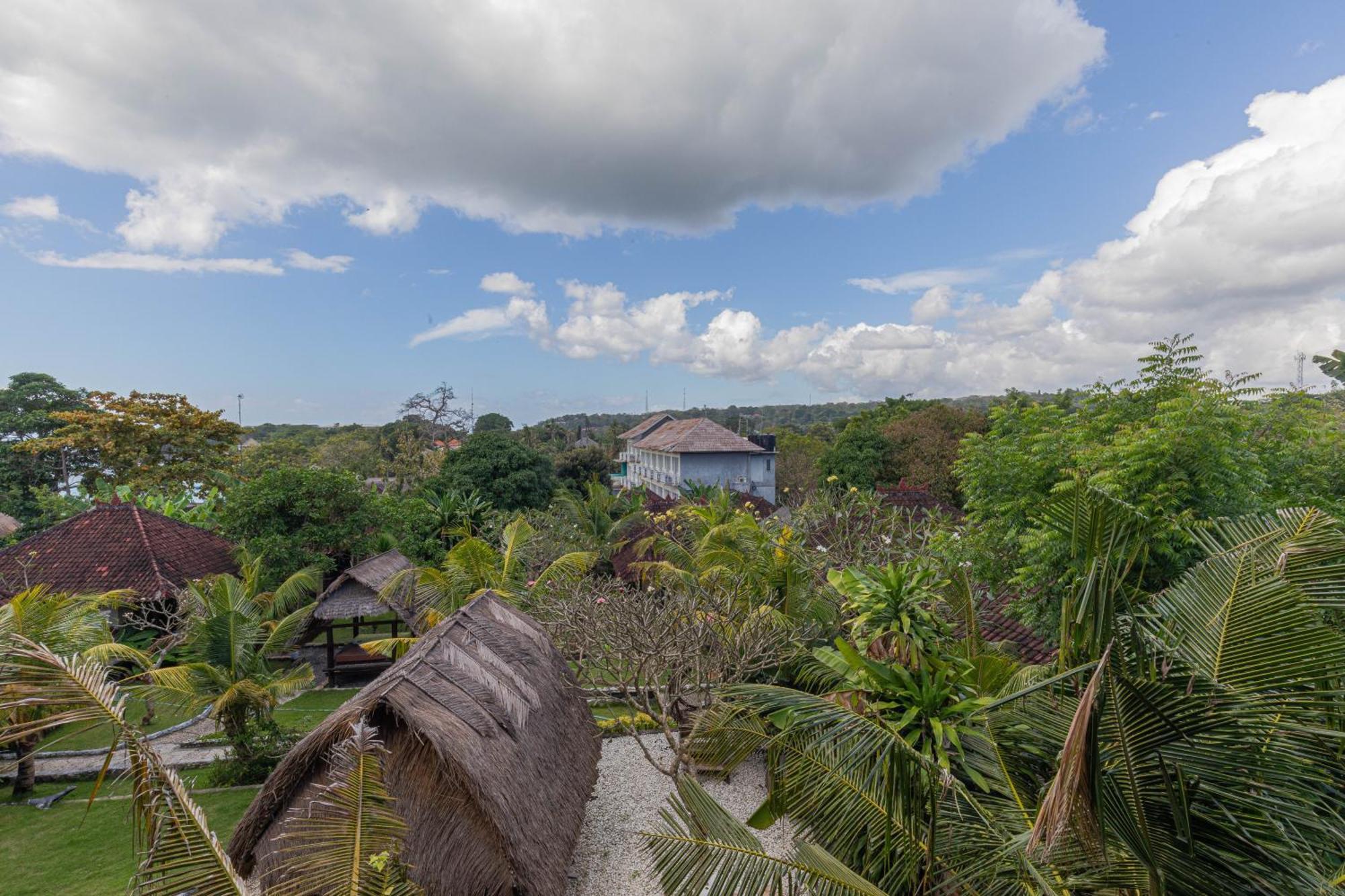 The Tanis Beach Resort Nusa Lembongan Eksteriør billede