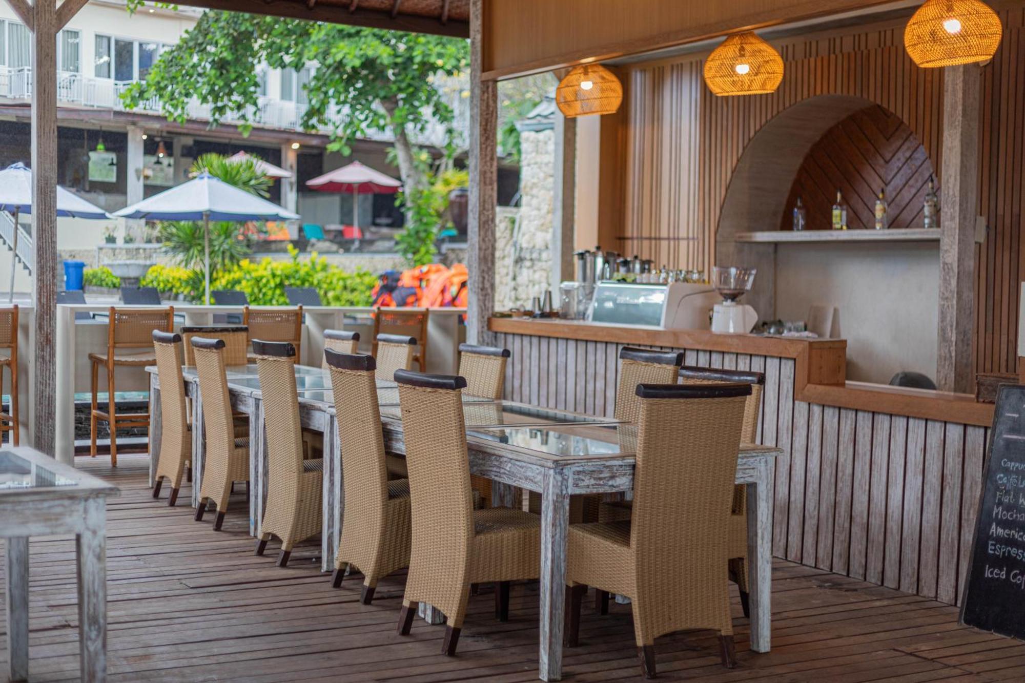 The Tanis Beach Resort Nusa Lembongan Eksteriør billede