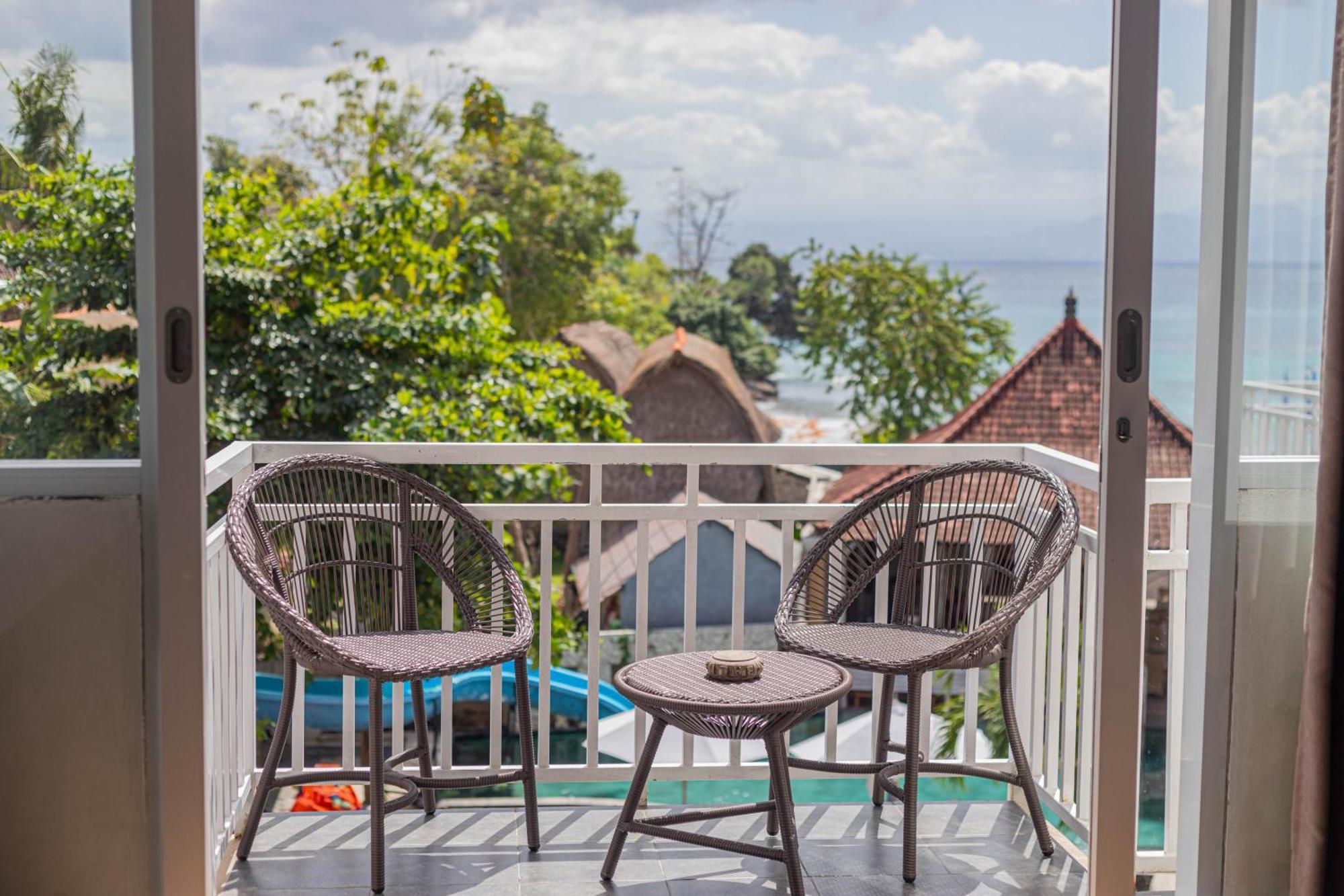 The Tanis Beach Resort Nusa Lembongan Eksteriør billede