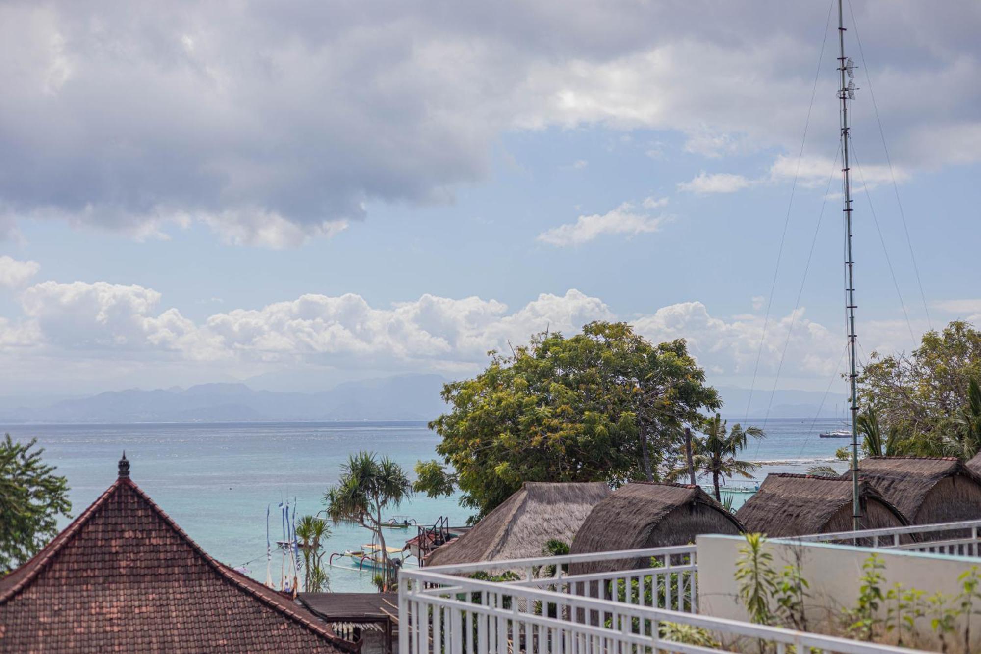 The Tanis Beach Resort Nusa Lembongan Eksteriør billede