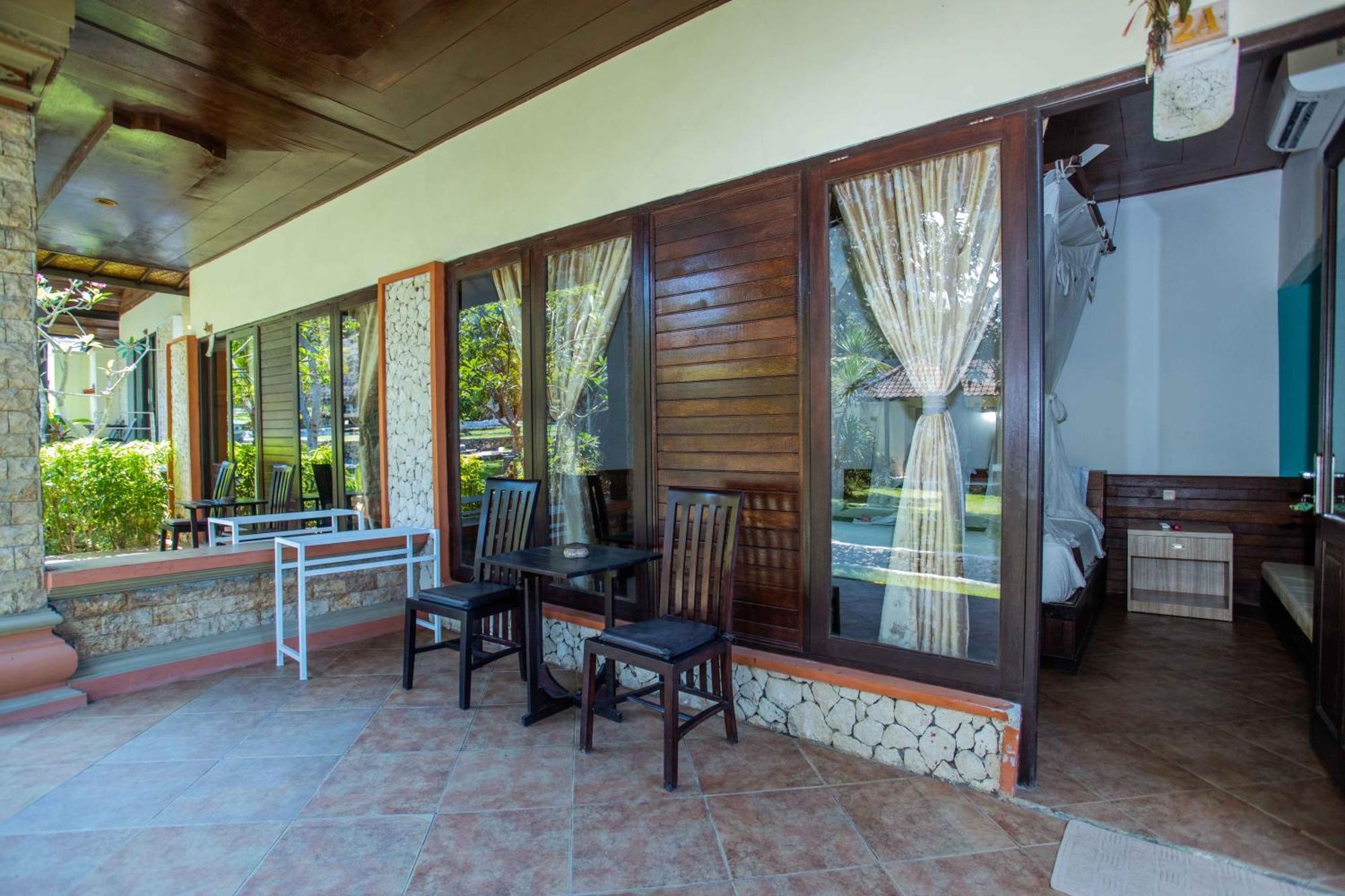 The Tanis Beach Resort Nusa Lembongan Eksteriør billede