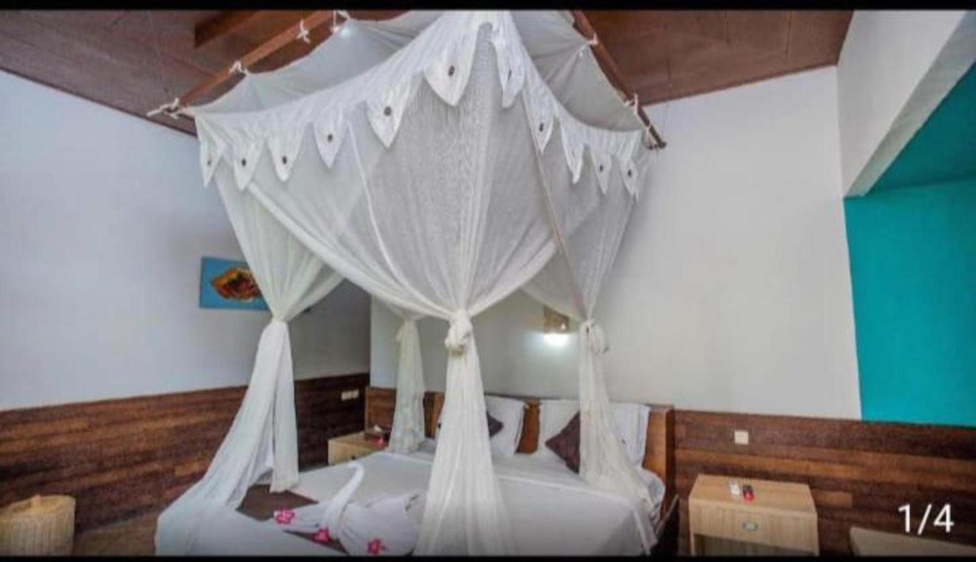 The Tanis Beach Resort Nusa Lembongan Eksteriør billede
